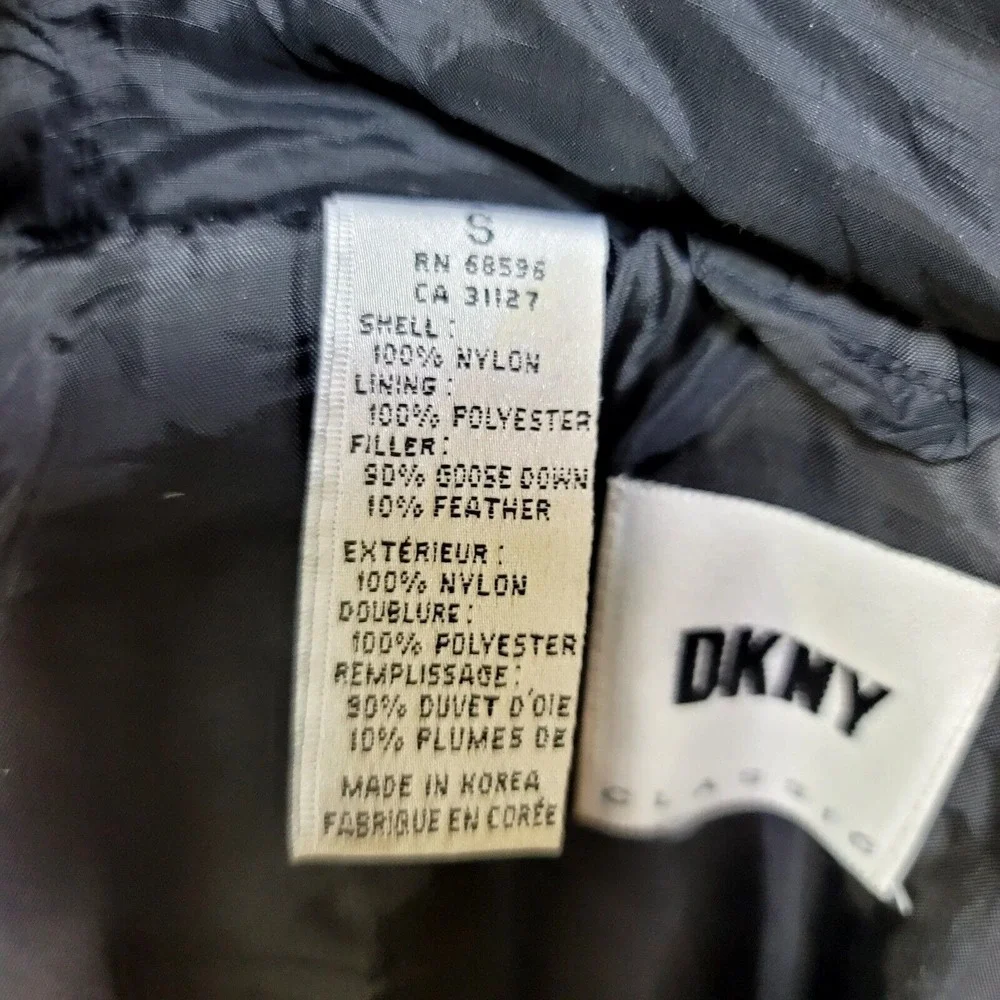 Vintage 90s DKNY Goose Down Belted‎ Puffer Jacket Hooded Black Y2K Techwear